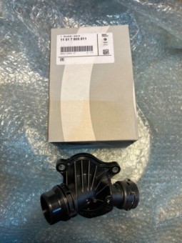 BMW TERMOSTAT Z OBUDOWĄ...